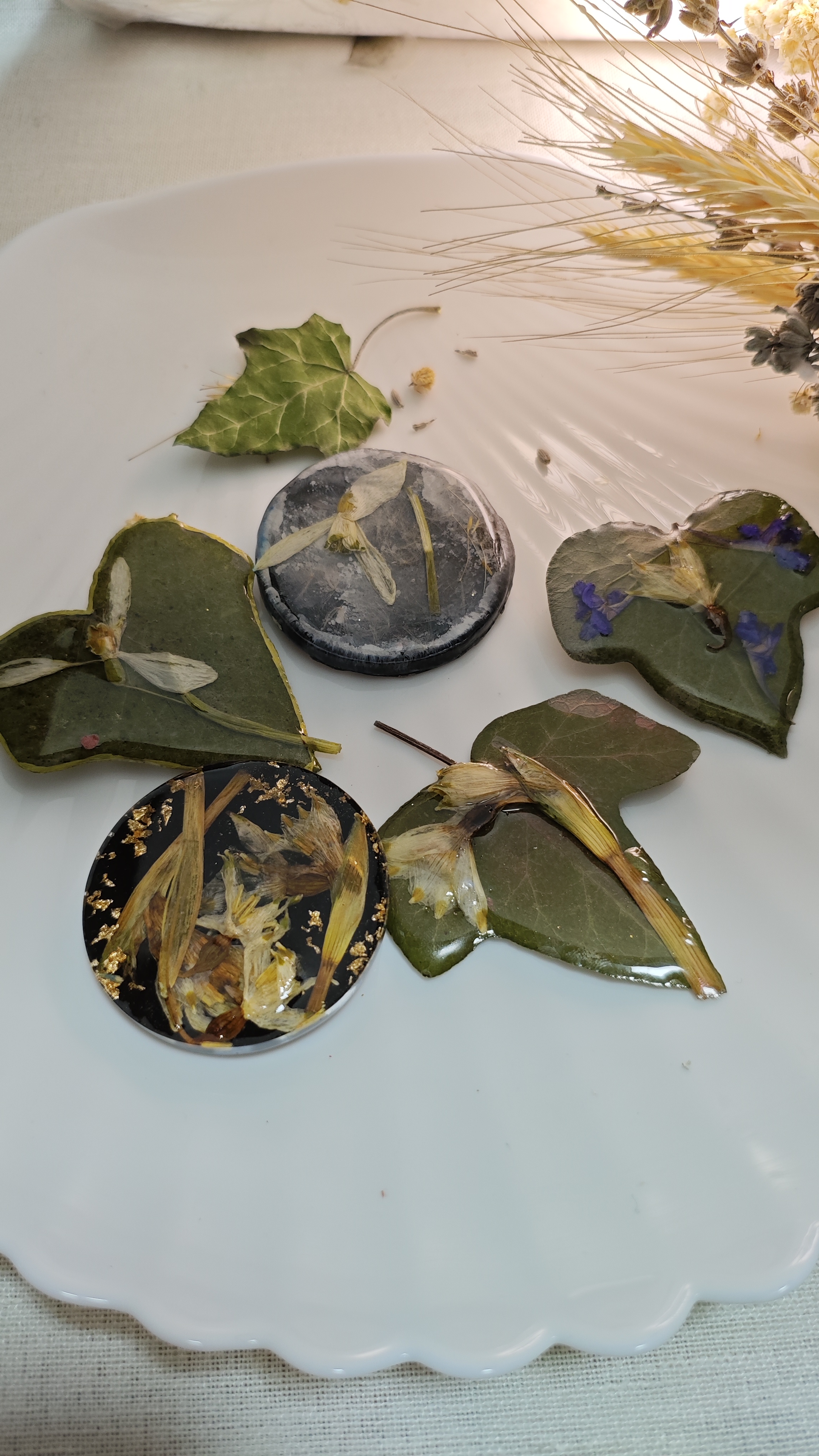 A descriptive alt text for the image